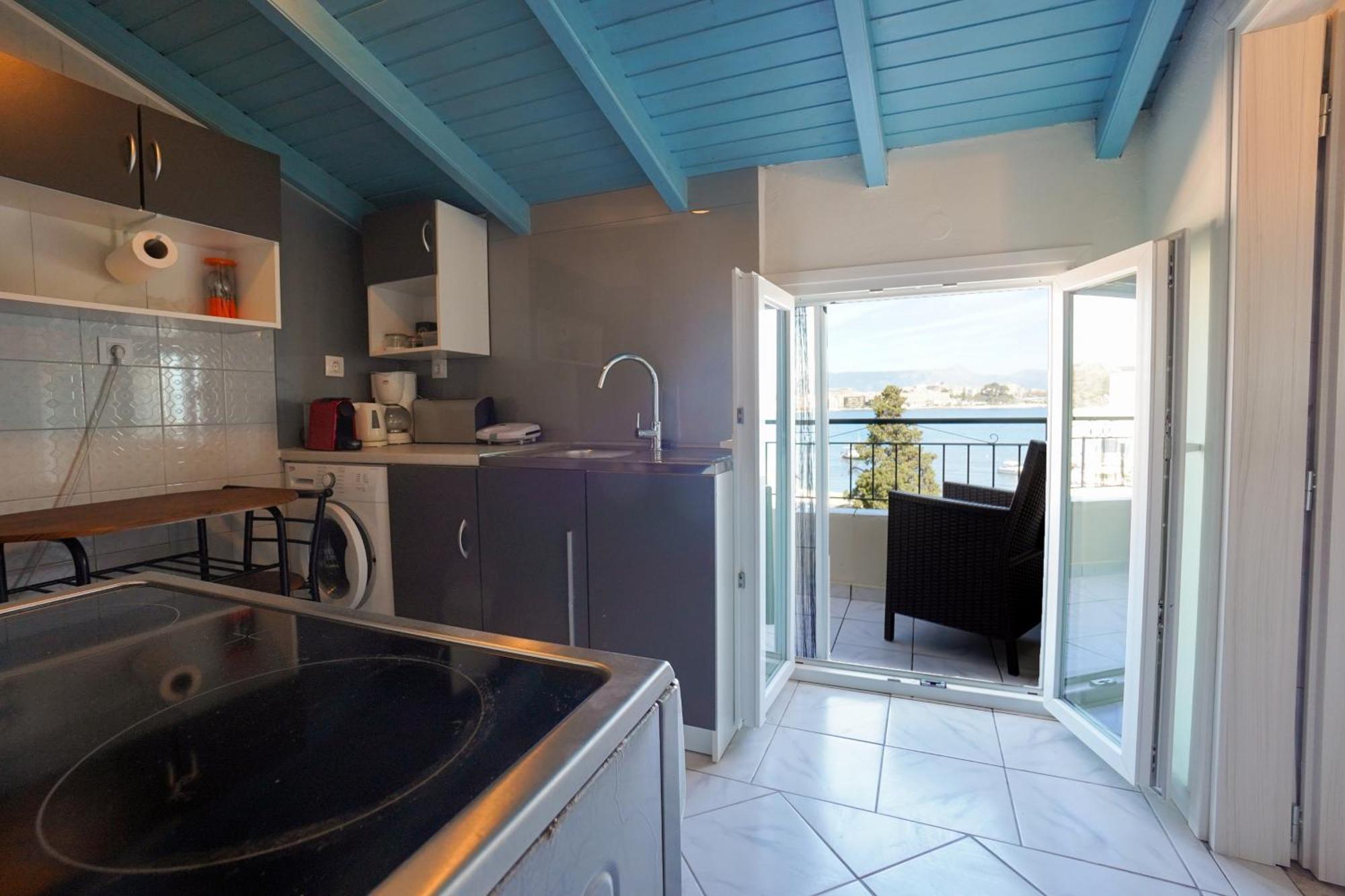Anemomilos Sea View Penthouse Corfu  外观 照片